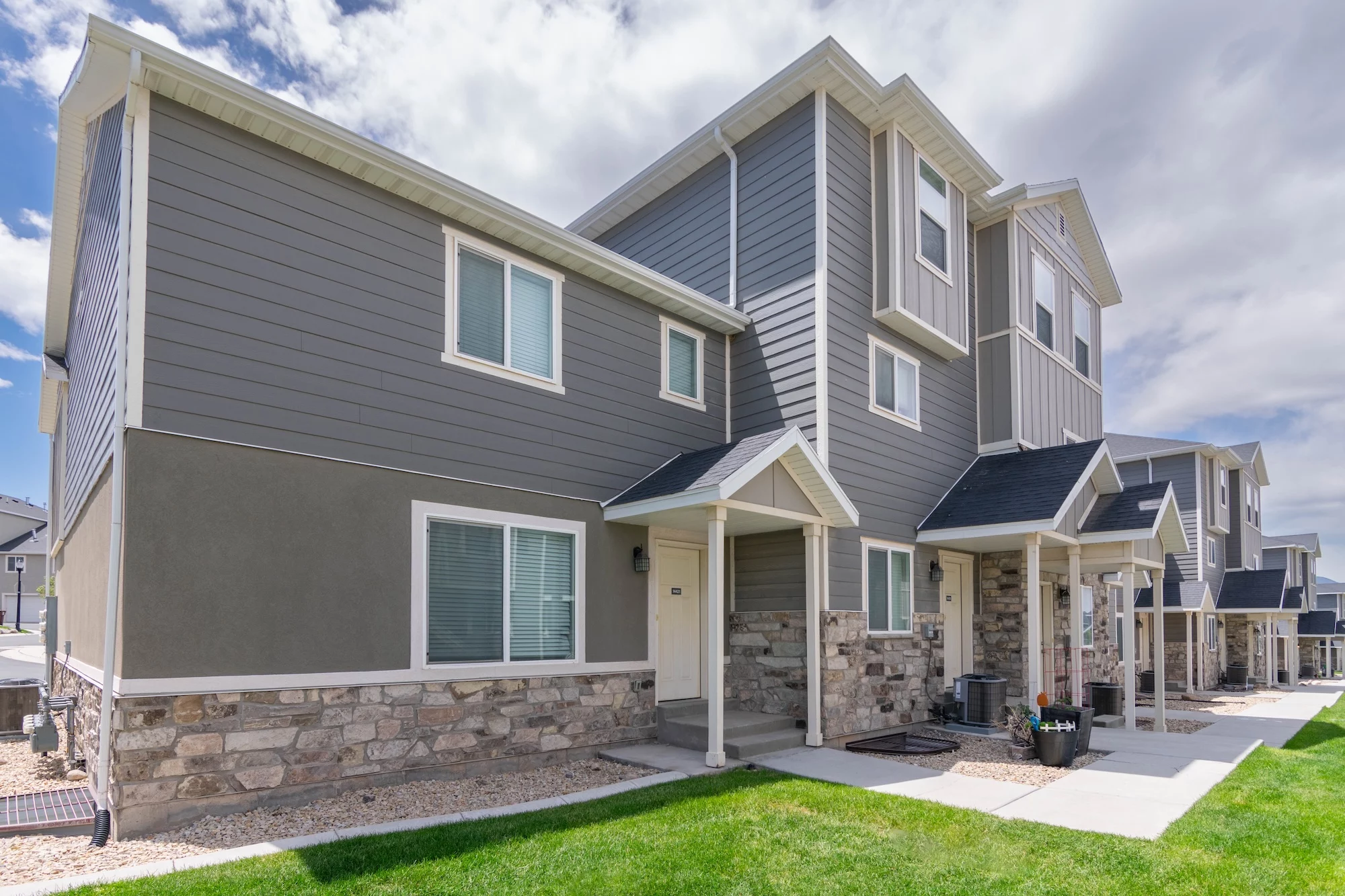 Overlook in Herriman, Utah — photo 2